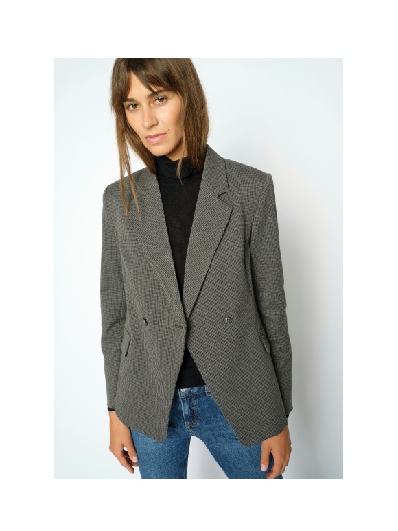 Mos Mosh - Bethie Blazer