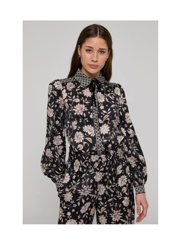 Dea Kudibal - MARGIT SILKEBLUSE MED BLOMSTERPRINT