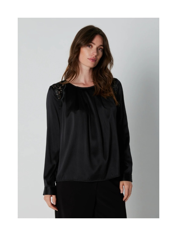 PBO - Laura Bluse