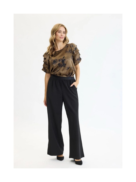 In Front - VALLERIE BLUSE