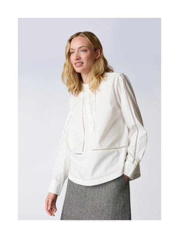 REDGREEN - AVERY FEMININ BLUSE