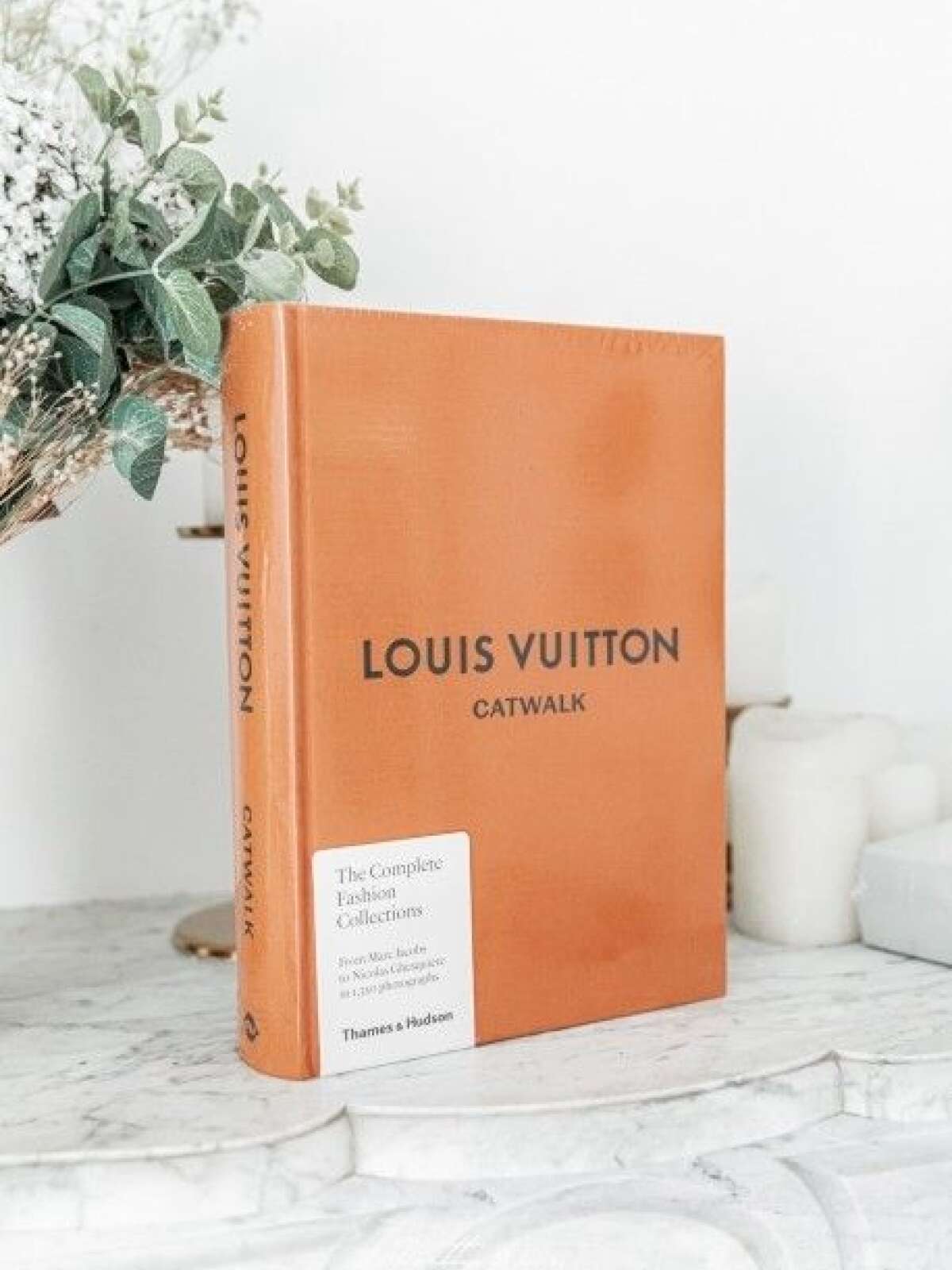 LOUIS VUITTON Louis Vuitton bøger >>